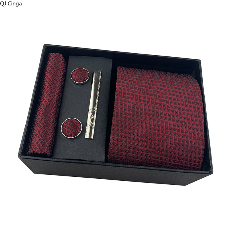 ربطة عنق من قماش الجاكار الأحم - مراجعة Men'S Accessories Essentials وسعره