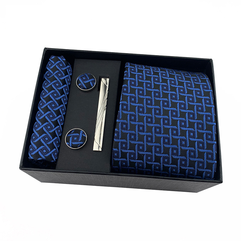 ربطة عنق من قماش الجاكار الأحم - مراجعة Men'S Accessories Essentials وسعره